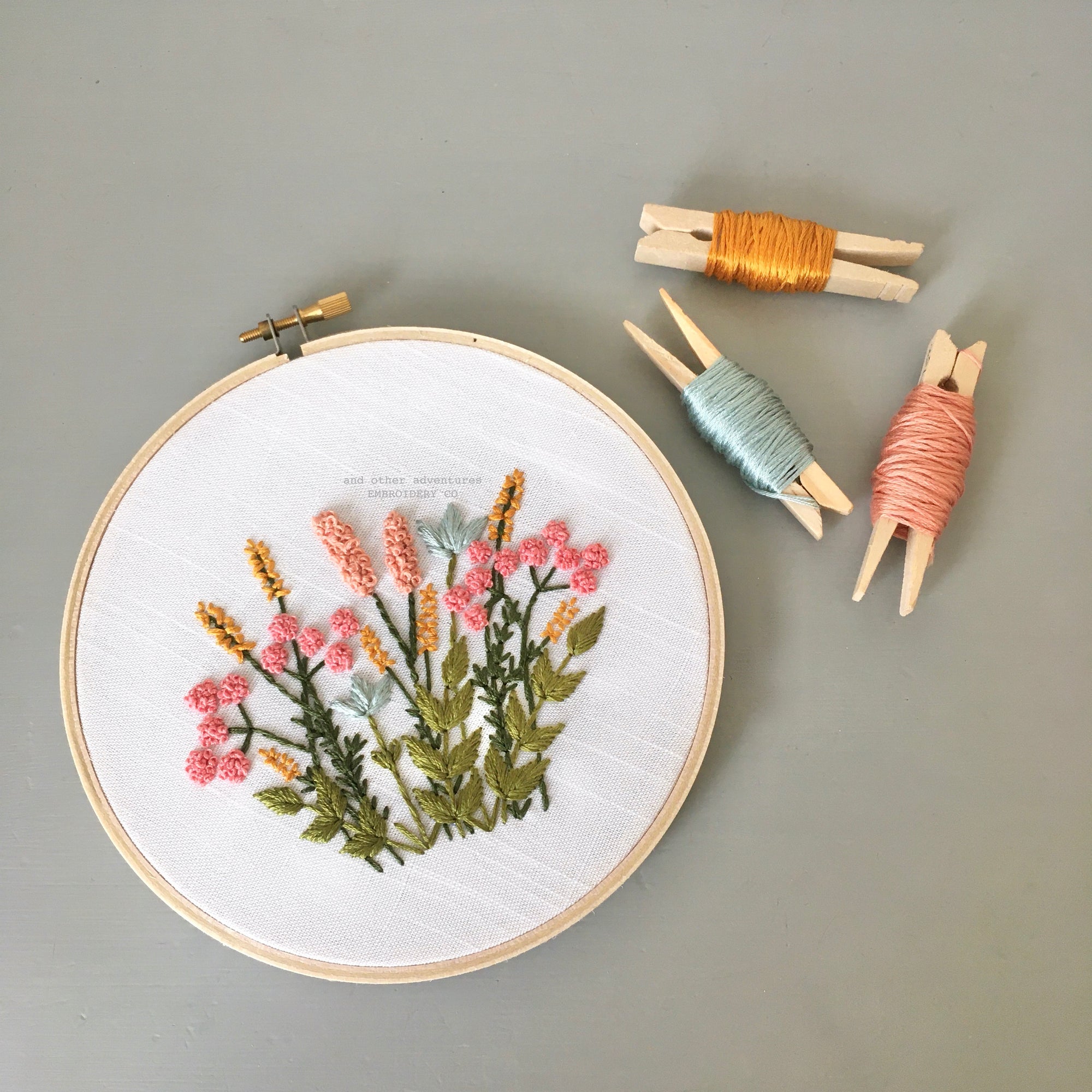 DIY Easy Flower on the Meadow, Botanical Hand Embroidery Pattern PDF, DIY  Hand Stitched Hoop Art 5, Digital Download Wildflowers Design 