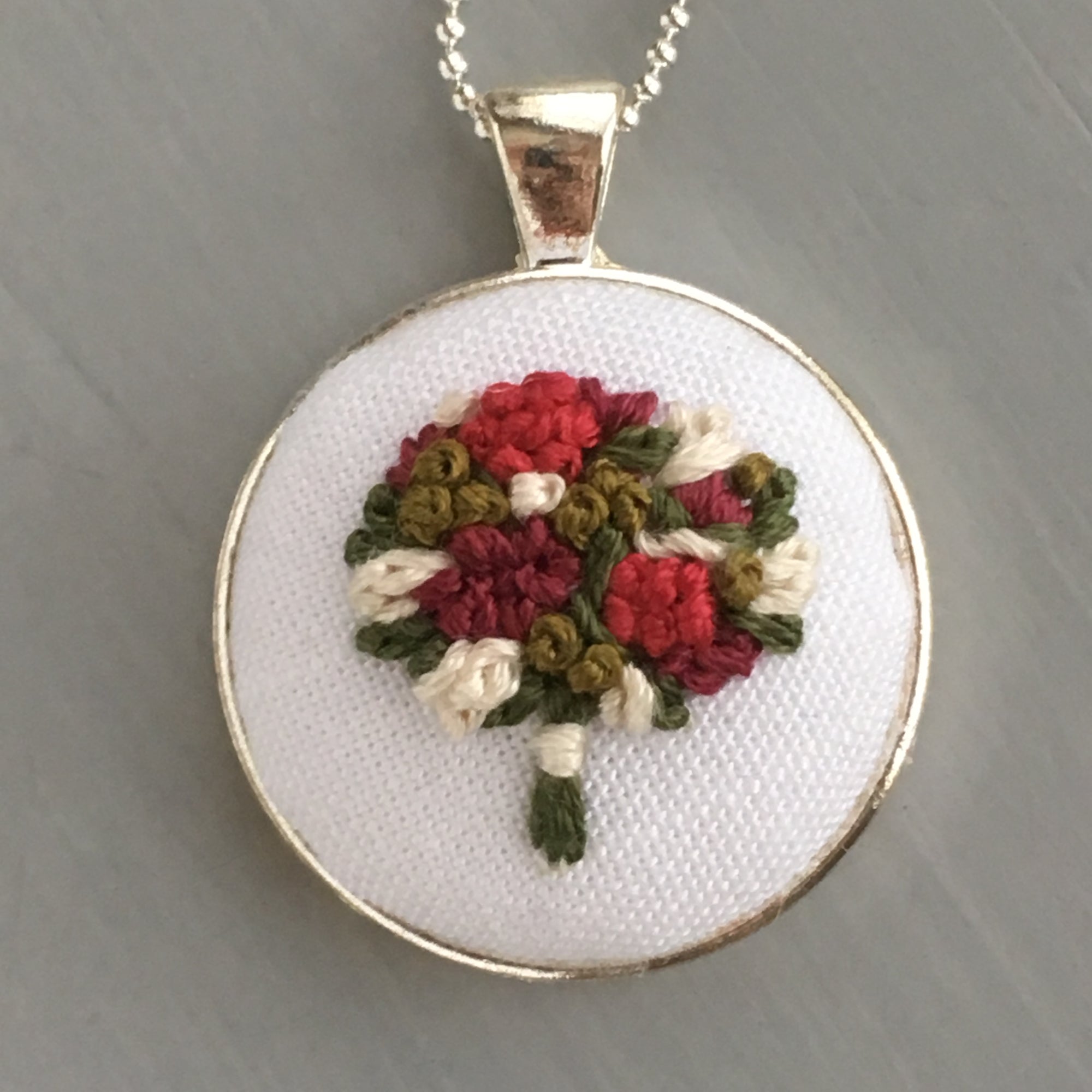 flower bouquet necklace
